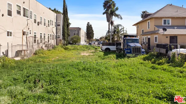 $1,000,000 | 335 North Soto Street, Los Angeles, CA 90033