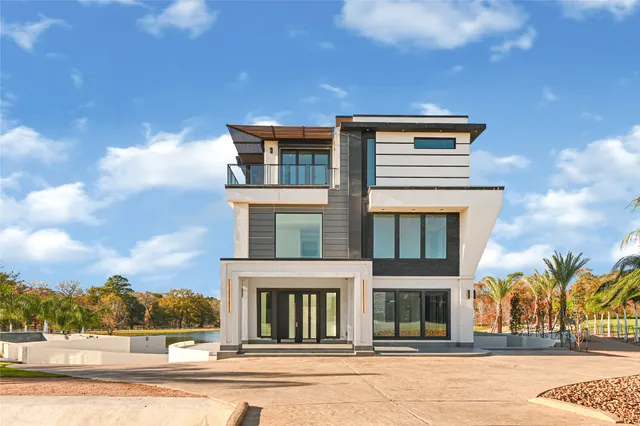 $7,900,000 | 28811 Riley Road, Waller, TX 77484