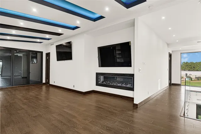 $7,900,000 | 28811 Riley Road, Waller, TX 77484