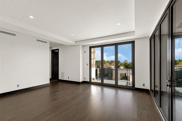 $7,900,000 | 28811 Riley Road, Waller, TX 77484