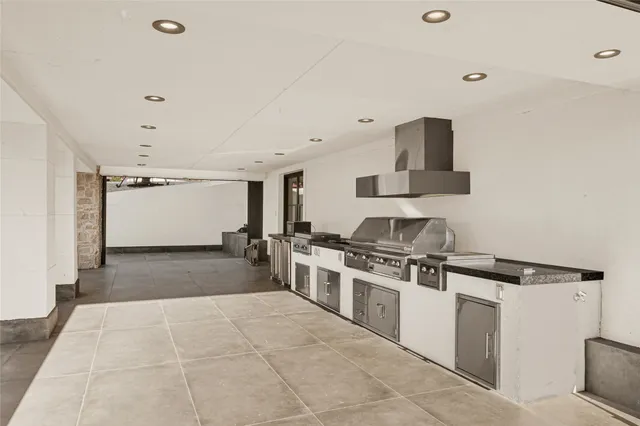 $7,900,000 | 28811 Riley Road, Waller, TX 77484