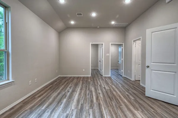 $1,395 | 11604 Vistawood Street, Willis, TX 77318