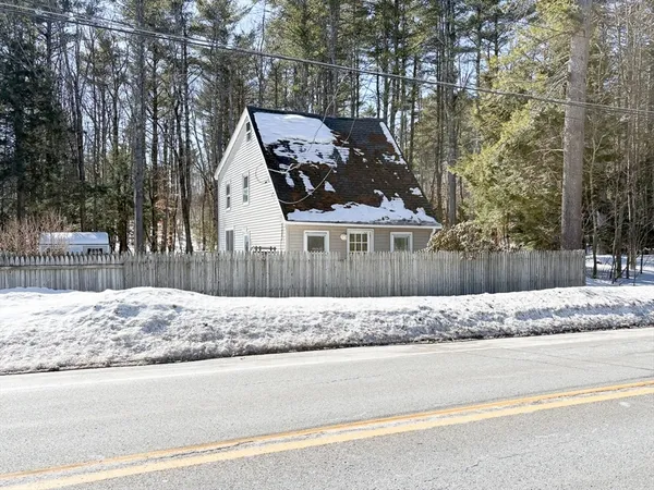 $325,000 | 471 Winchendon Road, Ashburnham, MA 01430