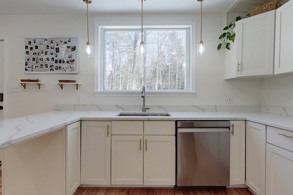 471 Winchendon Road Ashburnham, MA 01430 - Photo 3 of 25