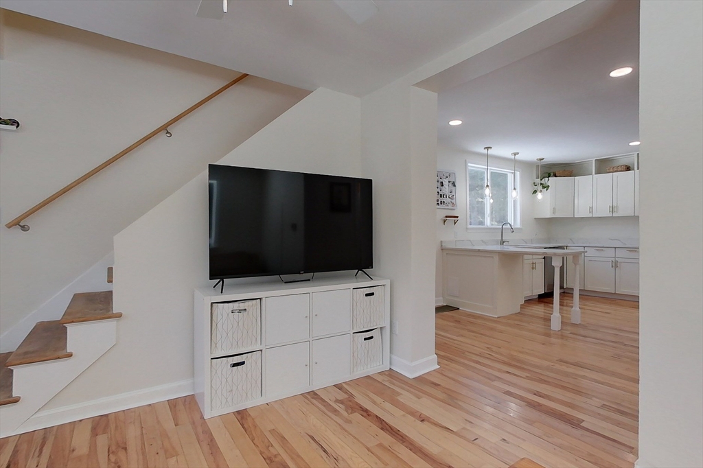 471 Winchendon Road Ashburnham, MA 01430 - Photo 8 of 25