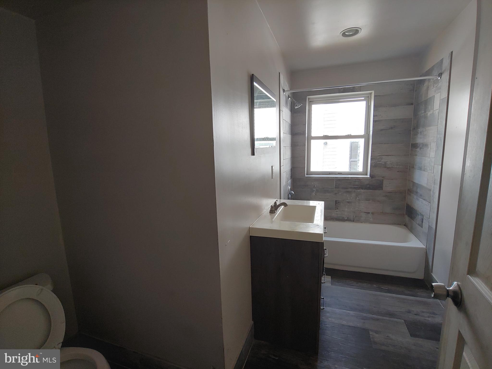 4009 Barrington Road Baltimore, MD 21207 - Photo 8 of 16 Gallery Image 8