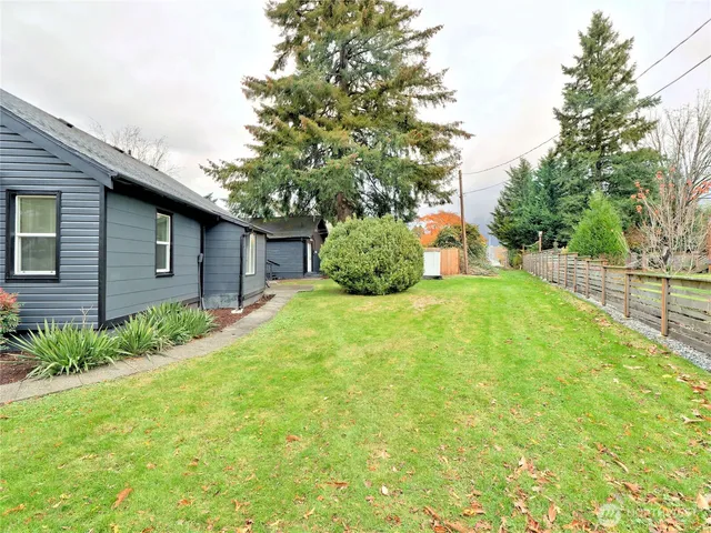 $730,000 | 8568 Falls Avenue Southeast, Snoqualmie, WA 98065