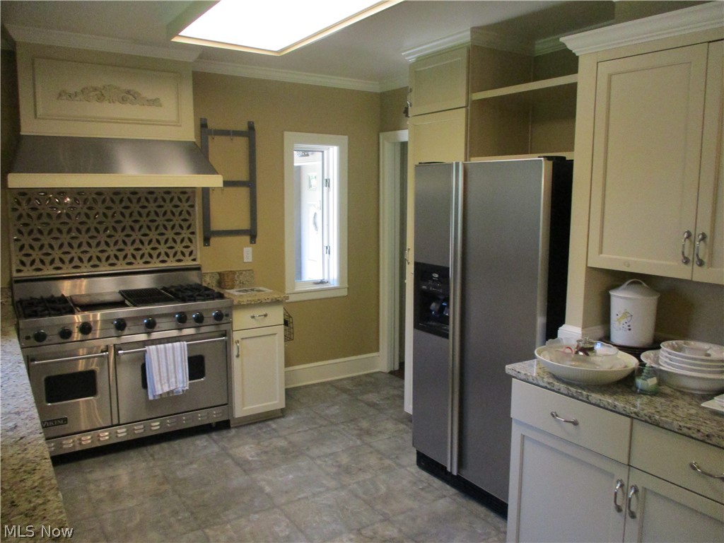 192 Wolcott Road Akron, OH 44313 - Photo 9 of 34