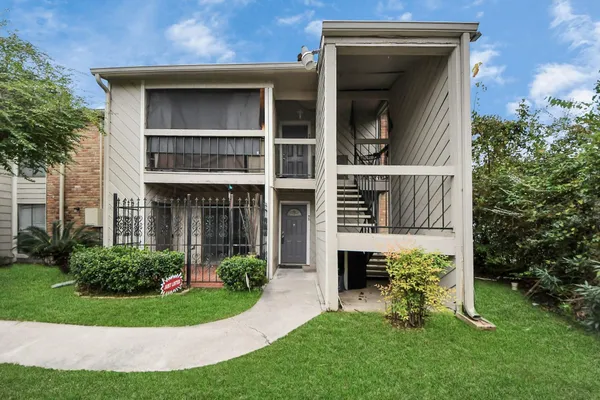 $86,000 | 17331 Red Oak Drive, Unit 55, Houston, TX 77090
