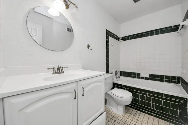 $86,000 | 17331 Red Oak Drive, Unit 55, Houston, TX 77090