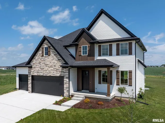 $849,900 | 6654 Meghan Avenue, Bettendorf, IA 52722