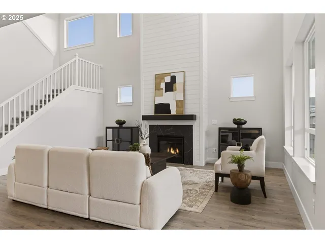 $899,000 | 1211 South Mountain Place, Ridgefield, WA 98642