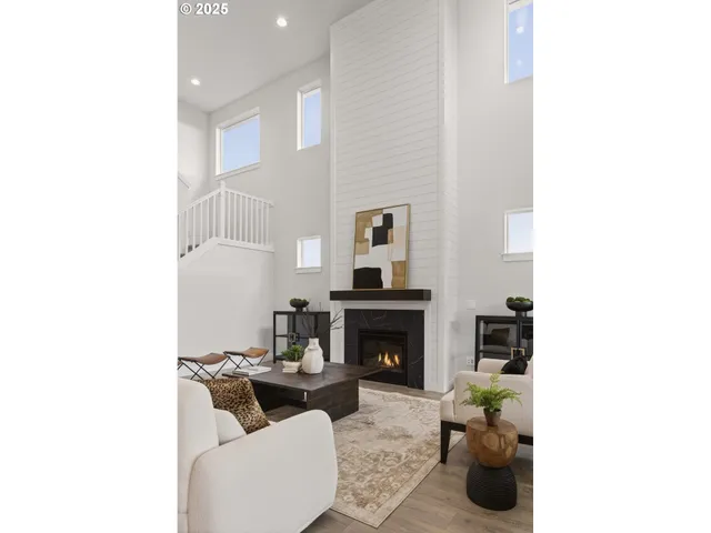 $899,000 | 1211 South Mountain Place, Ridgefield, WA 98642