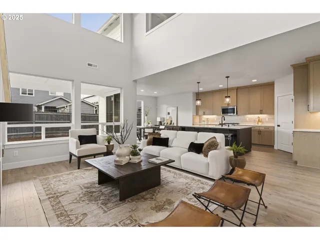 $899,000 | 1211 South Mountain Place, Ridgefield, WA 98642