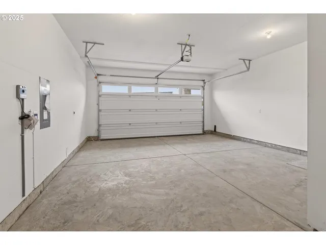 $899,000 | 1211 South Mountain Place, Ridgefield, WA 98642