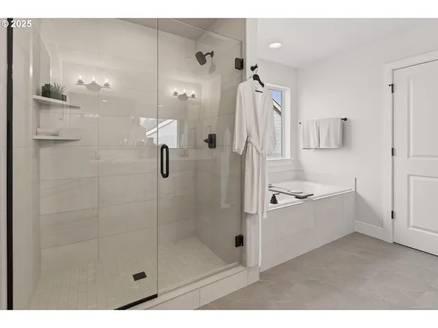 $899,000 | 1211 South Mountain Place, Ridgefield, WA 98642