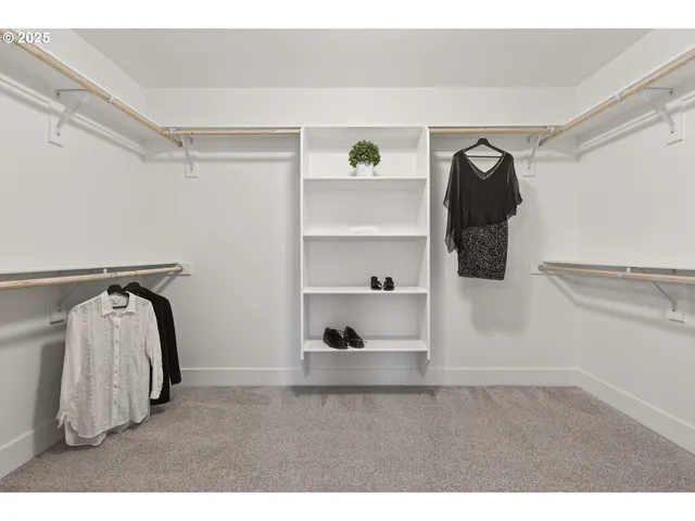 $899,000 | 1211 South Mountain Place, Ridgefield, WA 98642