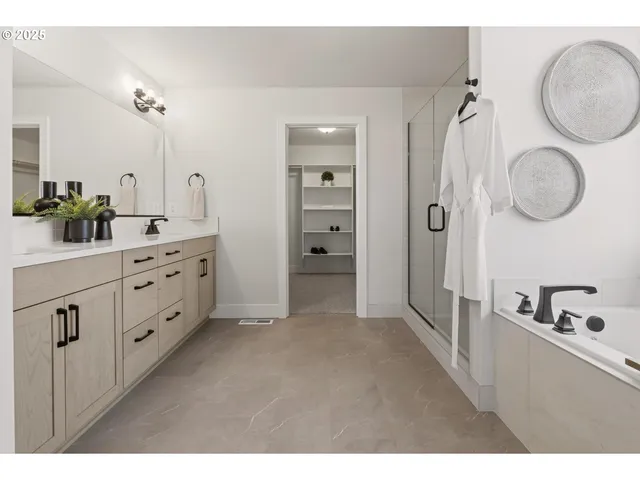 $899,000 | 1211 South Mountain Place, Ridgefield, WA 98642