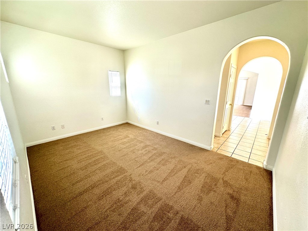 5383 Flowing Spring Street Las Vegas, NV 89122 - Photo 9 of 21