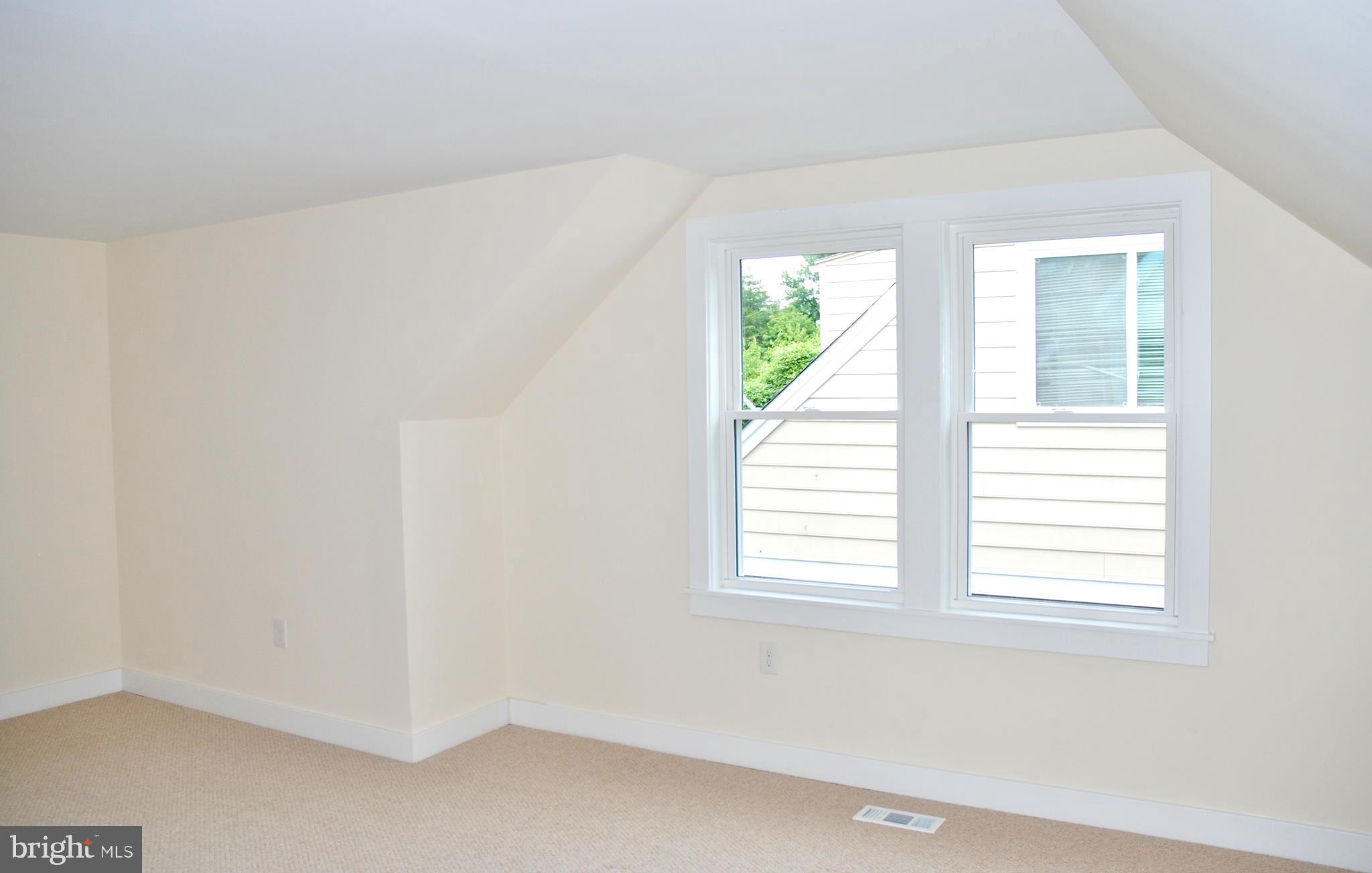 10102 Renfrew Road Silver Spring, MD 20901 - Photo 17 of 28 Bedroom