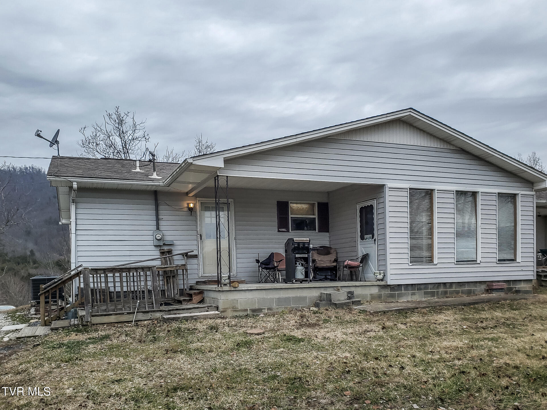 61 Rattlesnake Ridge Chuckey, TN 37641 - Photo 12 of 55 61RattlesnakeRidge_016