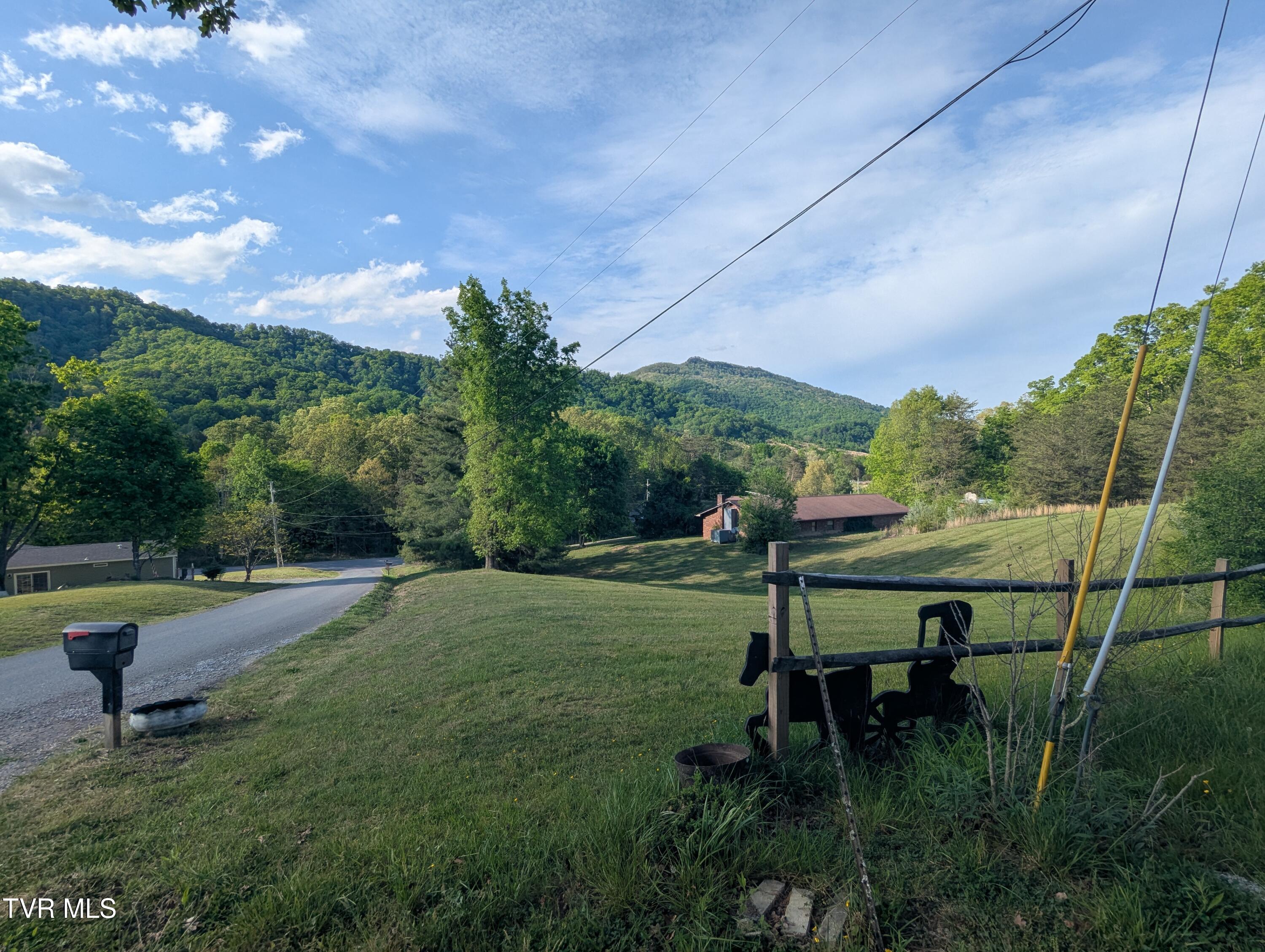 61 Rattlesnake Ridge Chuckey, TN 37641 - Photo 2 of 62 PXL_20260427_215355438