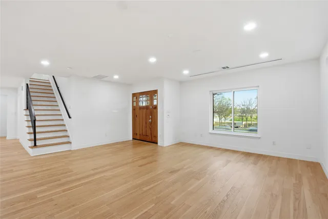 $4,700 | 4718 North Braeswood Boulevard, Houston, TX 77096