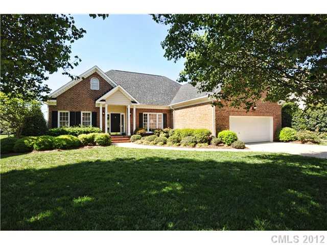 1100 Foxfield Road Waxhaw, NC 28173 - Photo 1 of 16 Gallery Image 1