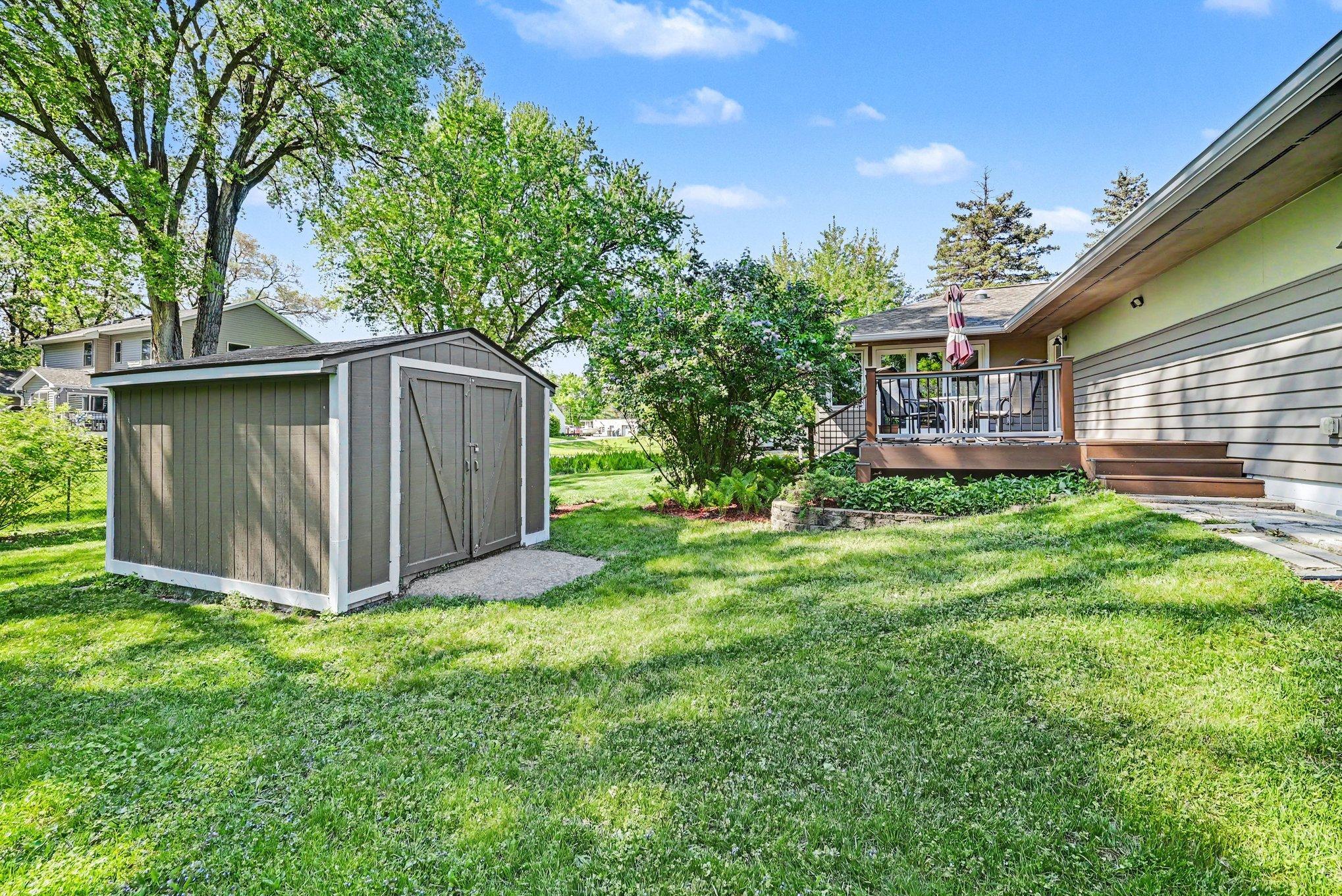 400 Milbert Road Minnetonka, MN 55305 - Photo 10 of 14