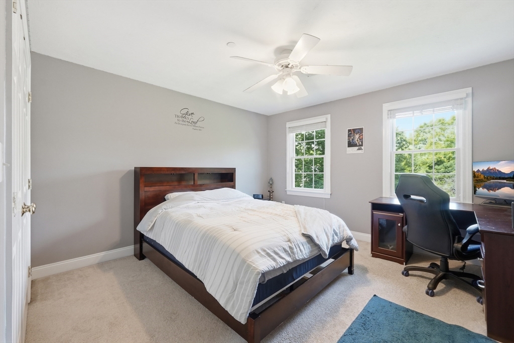 74 Whipple Brook Road Wrentham, MA 02093 - Photo 22 of 41