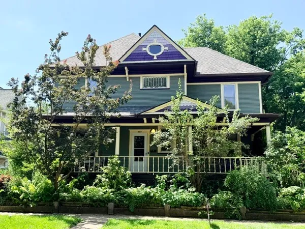 $439,900 | 305 West Illinois Street, Urbana, IL 61801