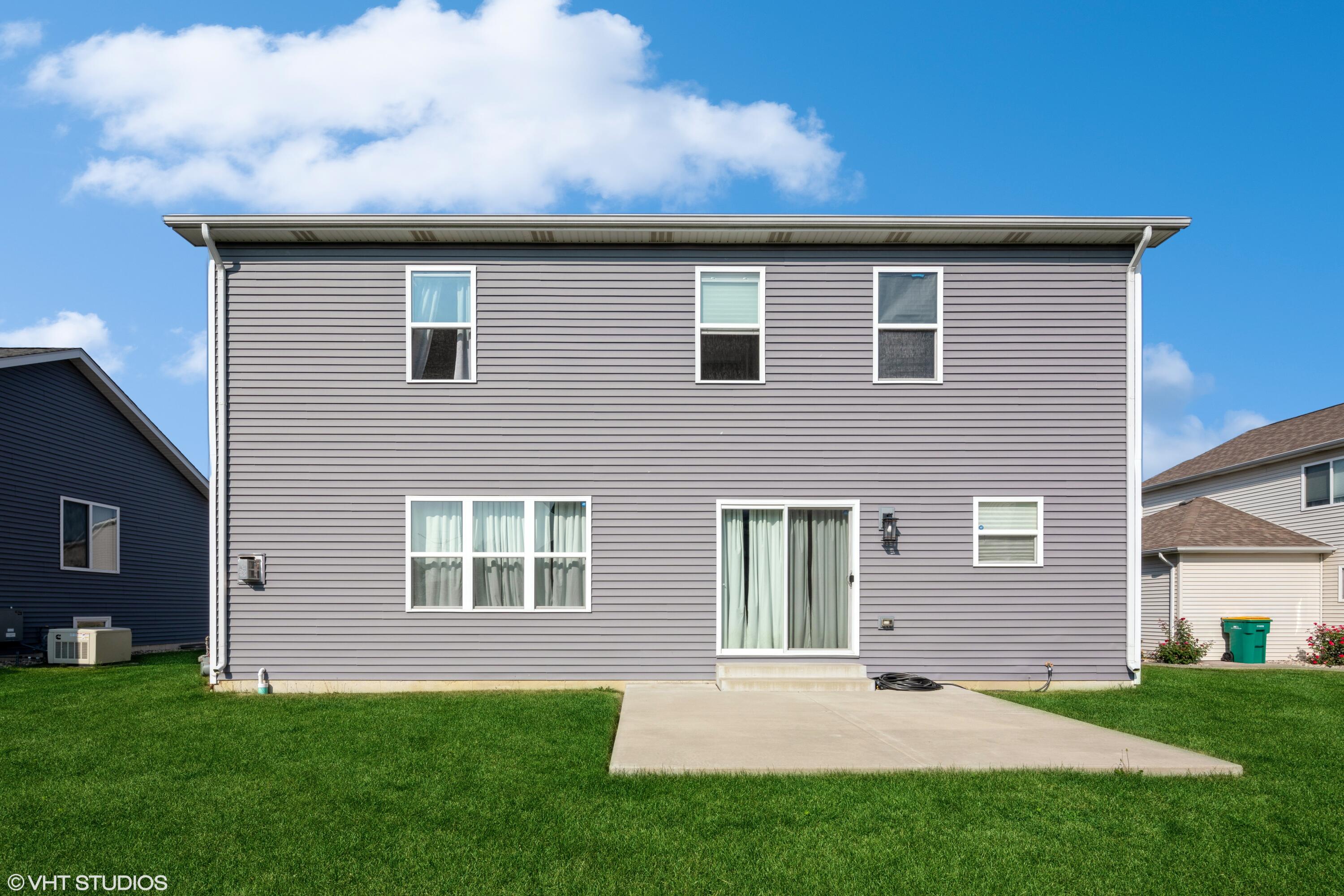 8569 Marshall Street Merrillville, IN 46410 - Photo 10 of 10 front view of a house with a yard