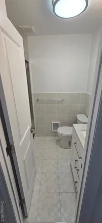 $3,000 | 23-45 Corporal Kennedy Street, Unit 1 | Bay Terrace
