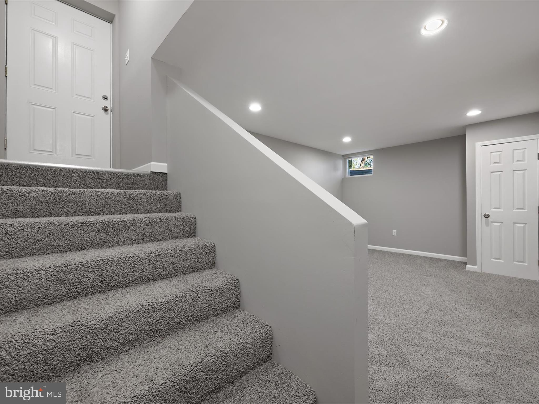 8635 Emory Grove Road Gaithersburg, MD 20877 - Photo 22 of 38 a view of entryway
