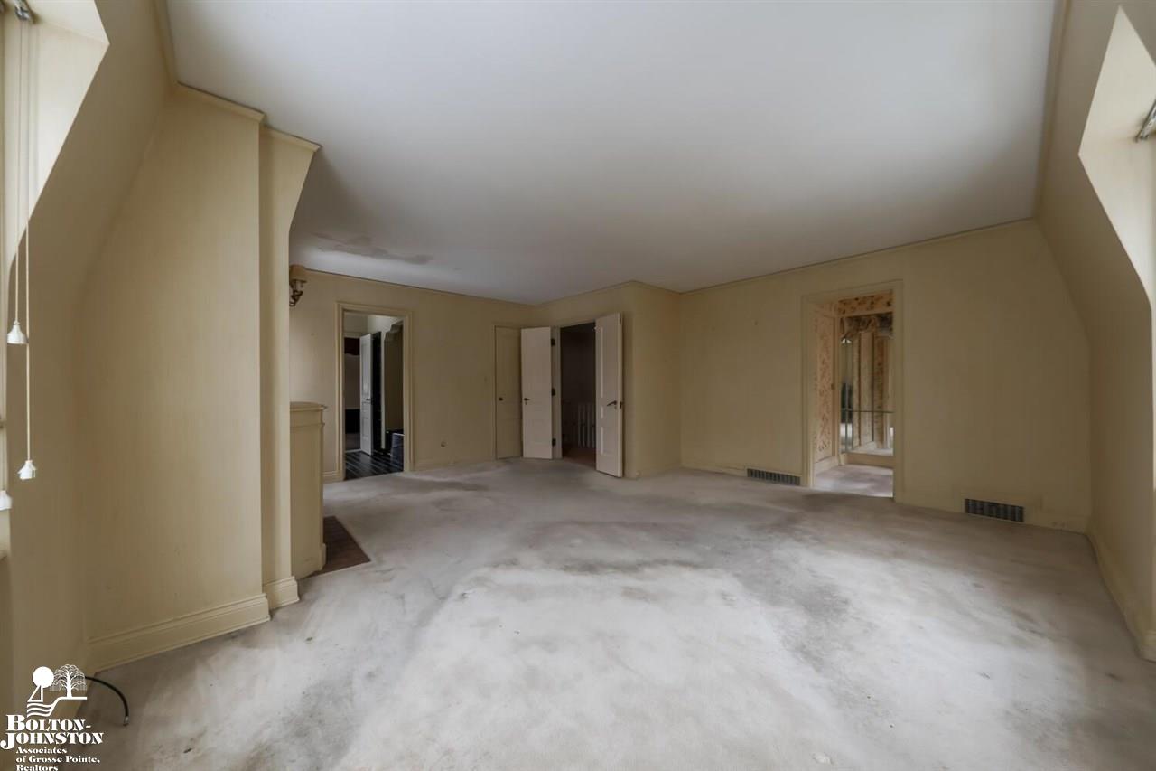 193 Ridge Road Grosse Pointe Farms, MI 48236 - Photo 35 of 60