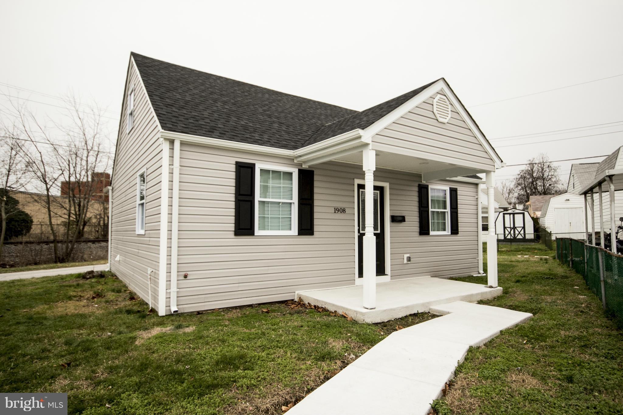 1908 Madison Road Baltimore, MD 21222 - Photo 1 of 20 Exterior (Front)