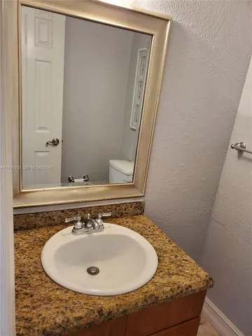 $1,700 | 1300 Moffett Street, Unit 215, Hallandale Beach, FL 33009