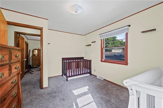 $249,900 | 702 Quincy Boulevard, Smithville, MO 64089