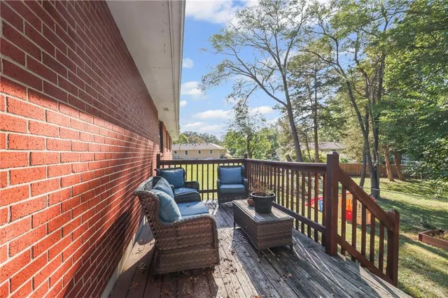 $249,900 | 702 Quincy Boulevard, Smithville, MO 64089