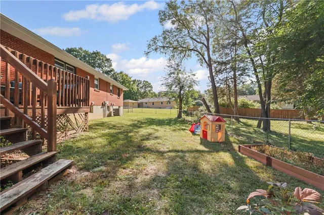 $249,900 | 702 Quincy Boulevard, Smithville, MO 64089