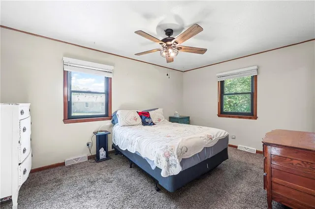 $249,900 | 702 Quincy Boulevard, Smithville, MO 64089