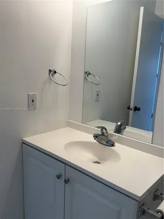 $1,490 | 4221 West McNab Road, Unit 42, Pompano Beach, FL 33069