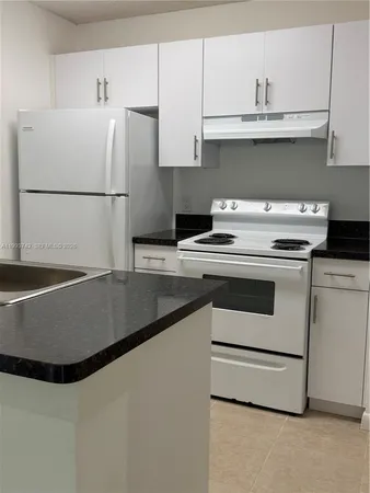 $1,490 | 4221 West McNab Road, Unit 42, Pompano Beach, FL 33069