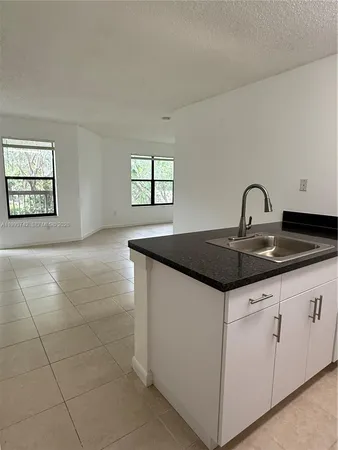 $1,490 | 4221 West McNab Road, Unit 42, Pompano Beach, FL 33069
