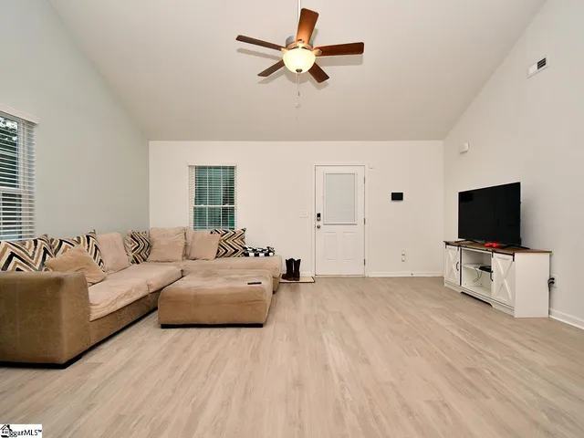 $204,000 | 217 Brandi Lane, Clinton, SC 29325