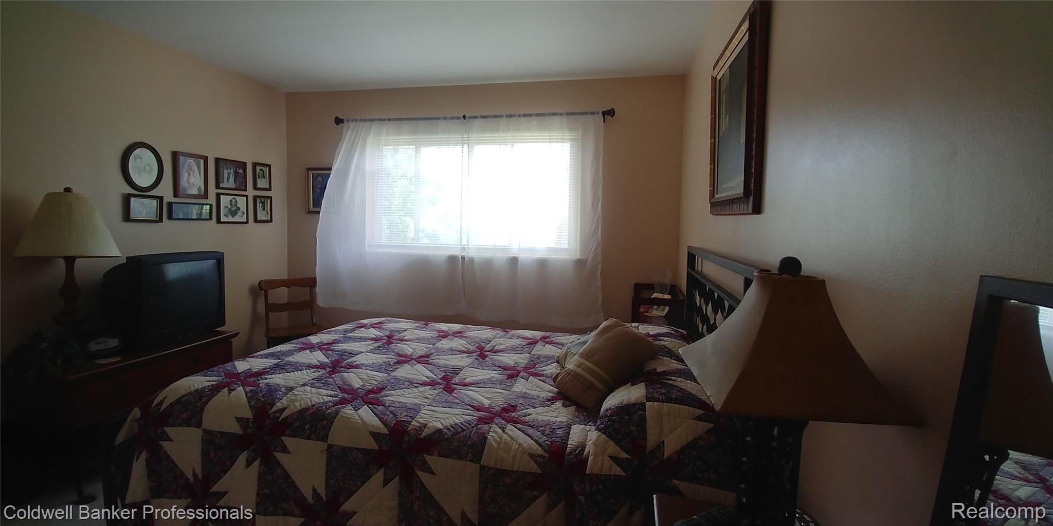 41451 Hanford Road Canton, MI 48187 - Photo 26 of 38 Bedroom #2