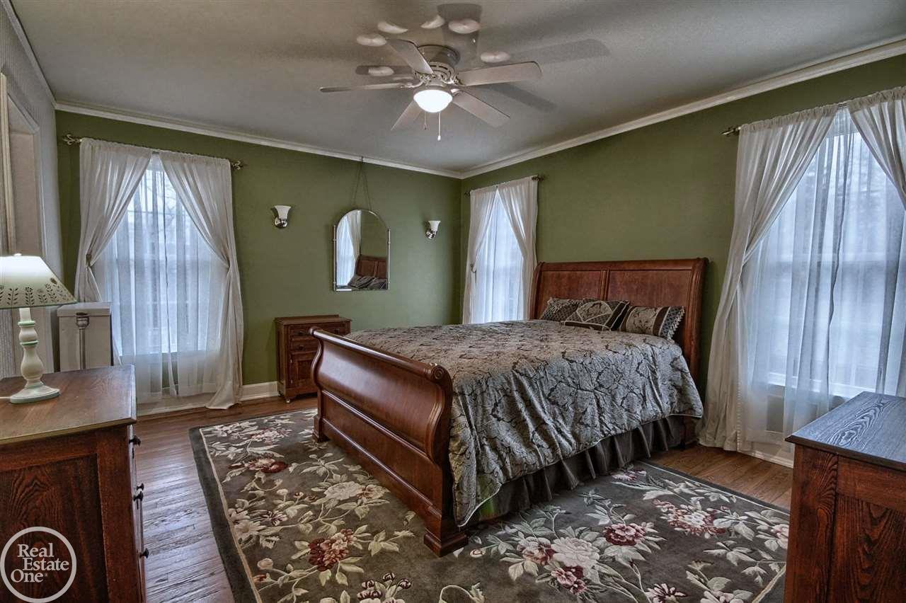 380 Neff Road Grosse Pointe, MI 48230 - Photo 15 of 39