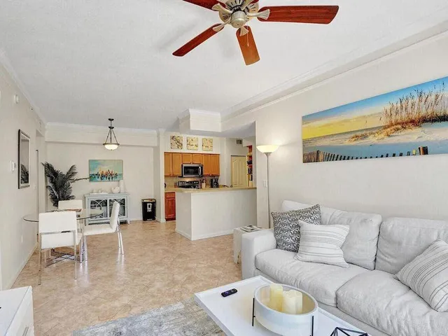 $2,300 | 9857 Baywinds Boulevard, Unit 9302, West Palm Beach, FL 33411
