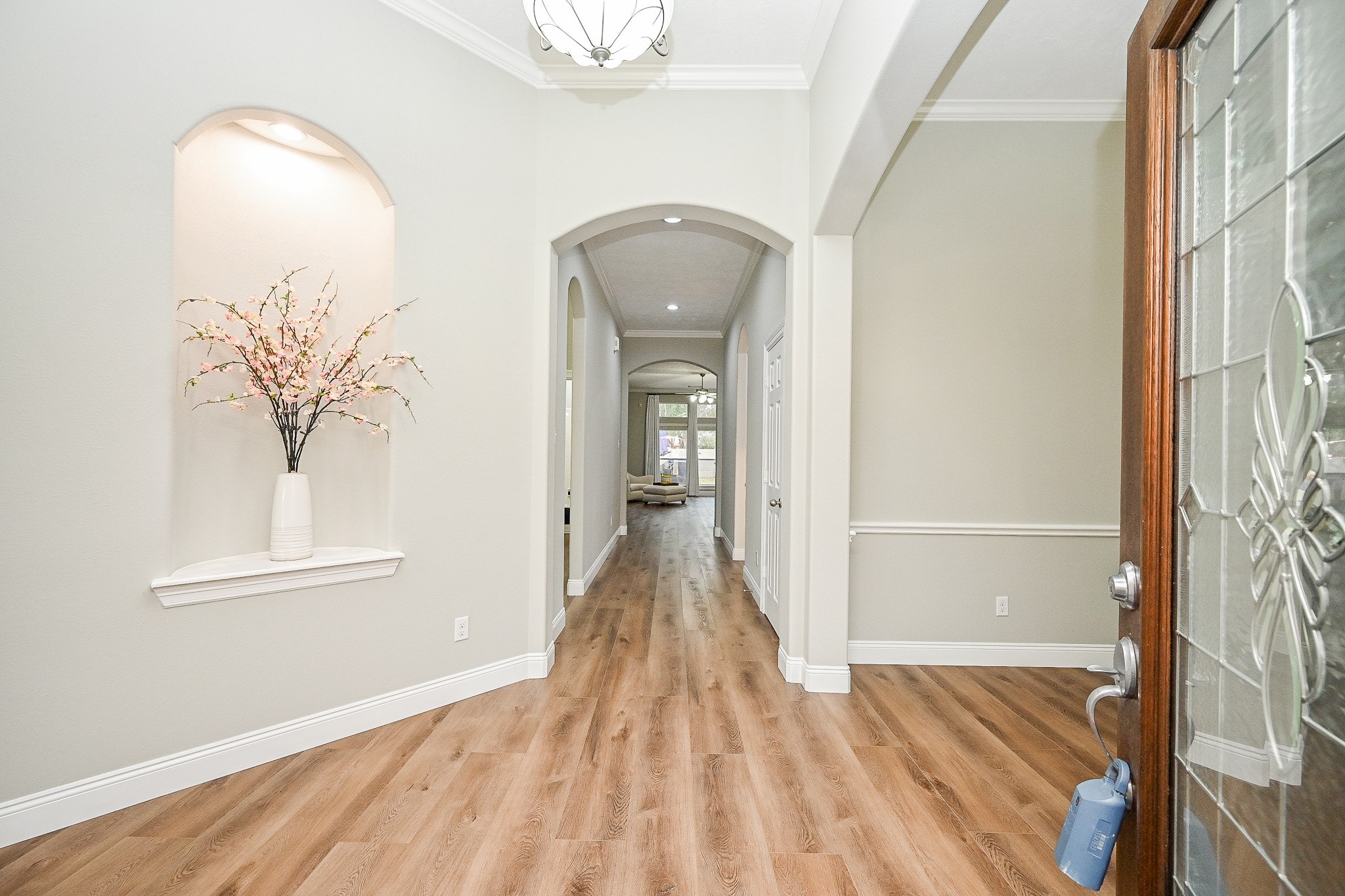 25608 Kransburg Ridge Court Porter, TX 77365 - Photo 3 of 30 Upon entry. There is an office to the left and a dining room with kitchen access to the right.