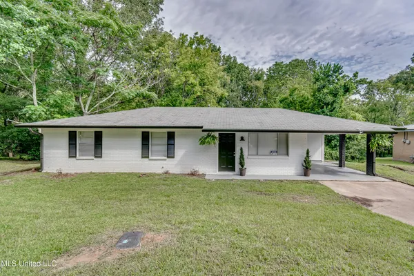 $124,900 | 667 Queen Circle, Jackson, MS 39209